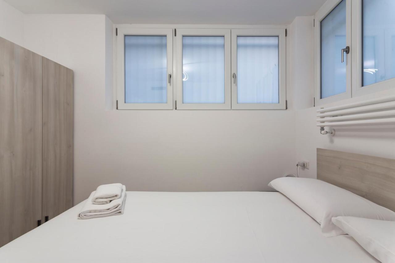 I Host Apartment - Val Strona 6 มิลาน ภายนอก รูปภาพ